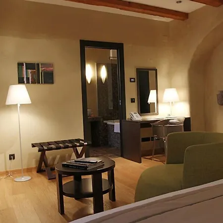 Hotel Heritage Hotel Kukuriku 4*