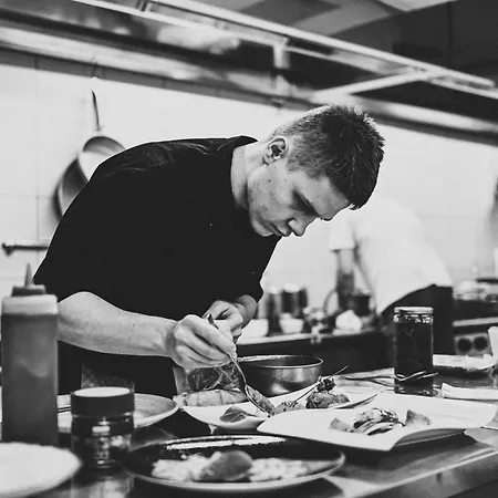 ホテル Heritage Kukuriku カスタヴ