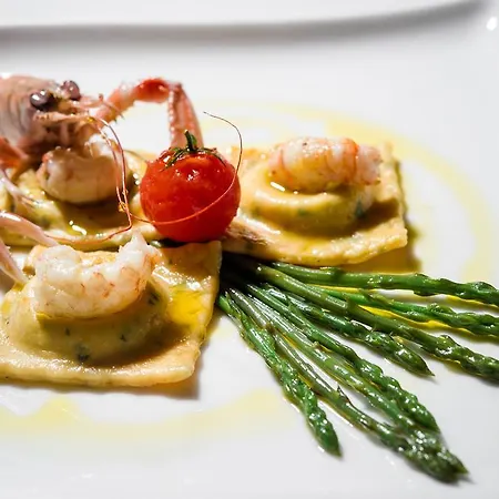 Heritage Kukuriku 호텔 카스타브