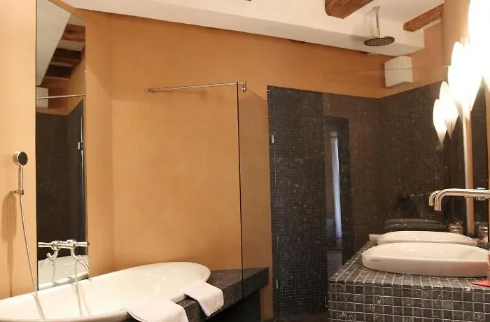 Heritage Kukuriku 卡斯塔